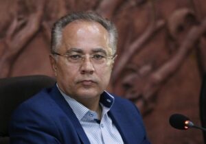 درخواست کردیم قانون حجاب به دولت ابلاغ نشود