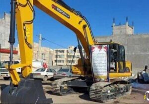 تجهیز ناوگان شهرداری خلخال به بیل مکانیکی زنجیری