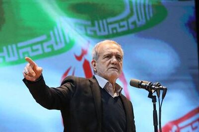 پزشکیان: با حقوق ۲۰-۲۵ تومان نمی‌شود در تهران زندگی کرد / امسال قرار بود مازوت نسوزانند اما گیر کردیم / هر کجا می‌خواهیم دست بزنیم می گویند دست نزن صدا در می‌آید