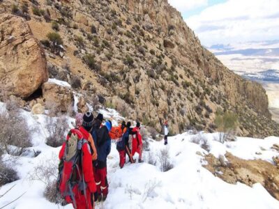 عملیات امدادگران اردبیلی برای نجات کوهنوردان گیلانی ادامه دارد