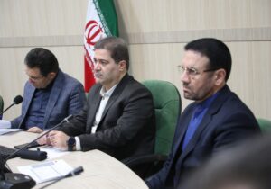 شرکت آب و فاضلاب انشعابات غیرمجاز را قطع کند