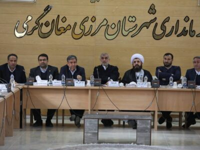 ۳۲۰۰میلیارد تومان تسهیلات به شهرستان‌های گرمی و انگوت اختصاص یافته است