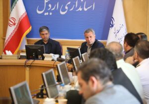 پلاکگذاری خودروهای وارداتی در منطقه آزاد با دقت و سرعت انجام شود
