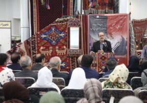 توسعه بازار، آموزش و پژوهش سه محور اصلی برنامههای حوزه صنایعدستی استان است