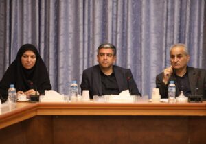 بازتولید منش فکری و سبک زندگی دوران صفویه مورد توجه قرار گیرد