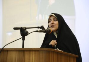 دولت برای ارتقای جایگاه زنان تلاش می‌کند